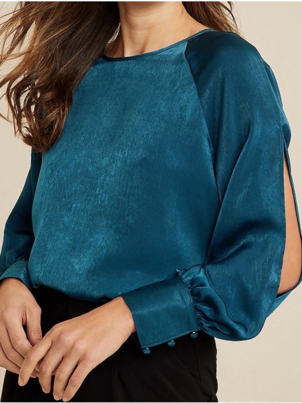 Maurices Women’s Fallon Satin Blouse XL Split Relaxed Pullover Blue Keyhole NWT